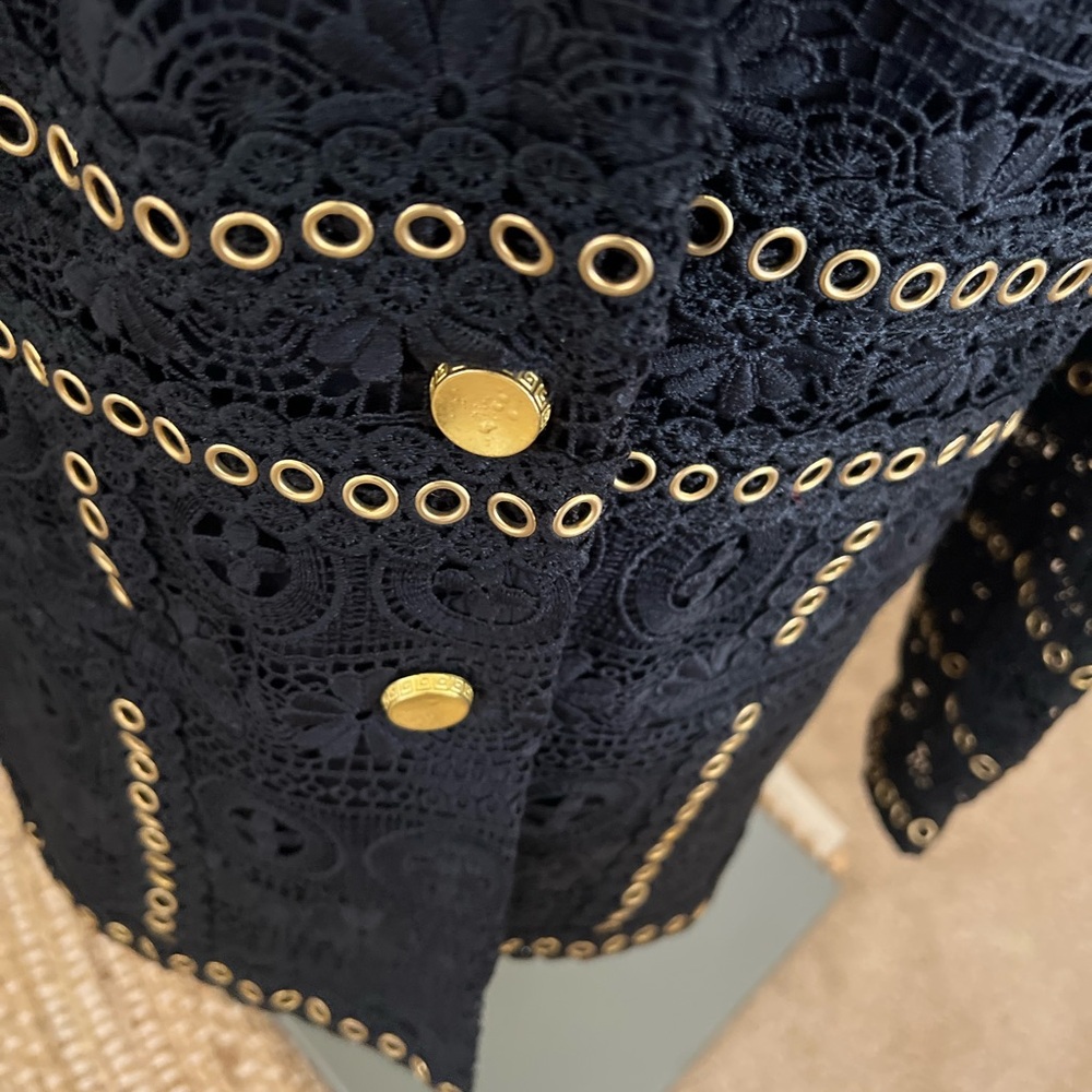*NEW* Embroidered Black Blazer - Picture 4 of 8